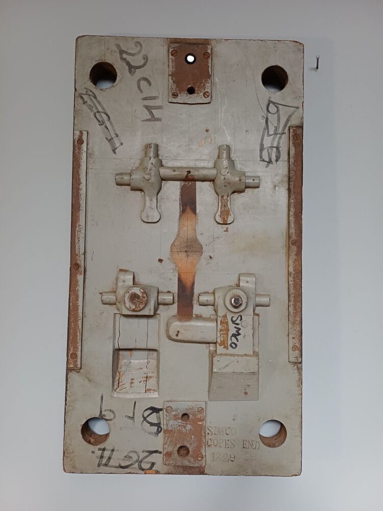 Grey Industrial Pattern Mould Wall Hanging – SIMCO Copes End 1229