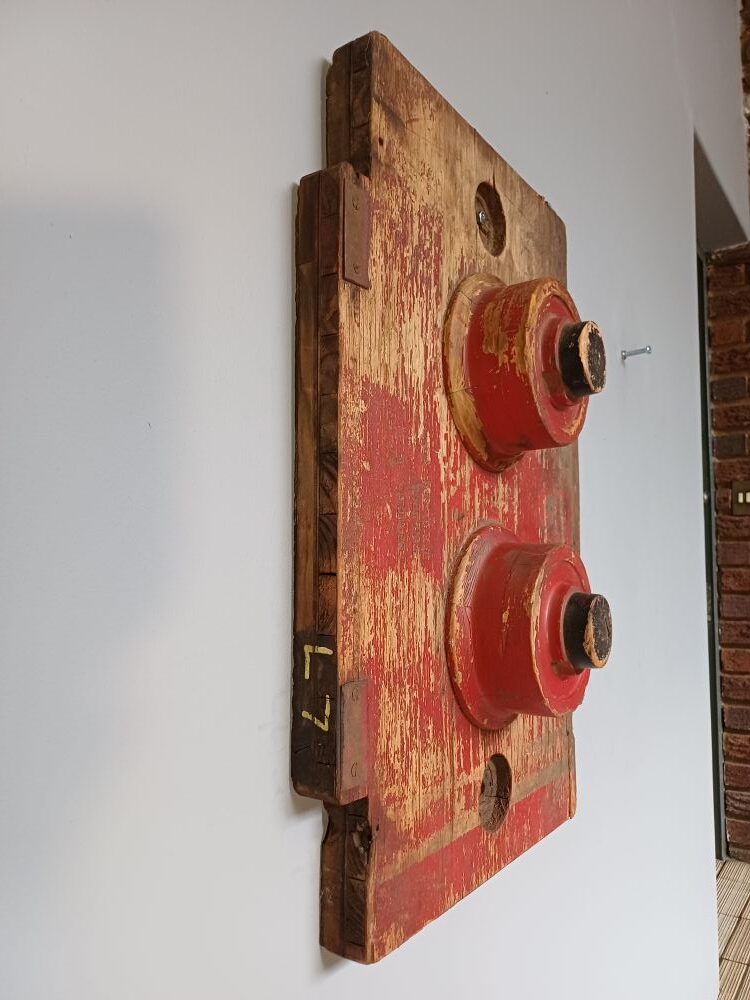 Red Industrial Pattern Mould Wall Hanging – Twin Roller Form JG29 - Image 6