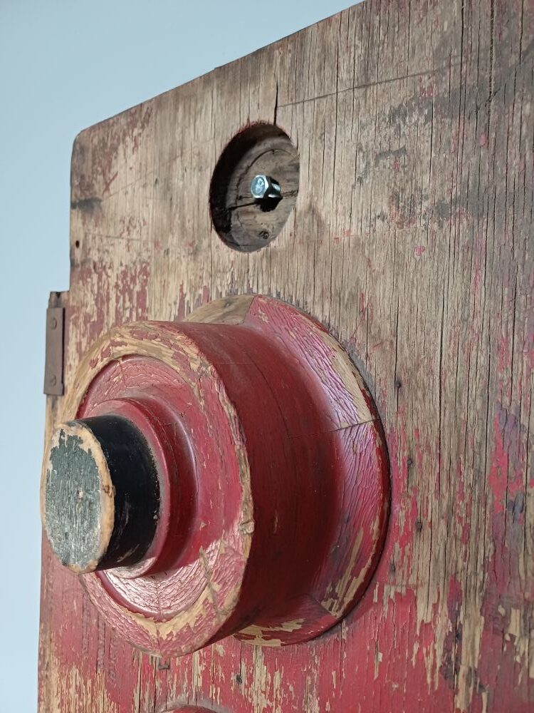 Red Industrial Pattern Mould Wall Hanging – Twin Roller Form JG29 - Image 3