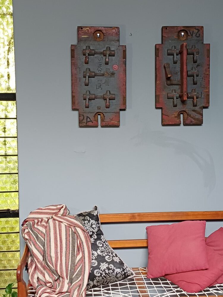 Grey & Red Industrial Pattern Mould Wall Hanging - Cam Bracket 2A-R2