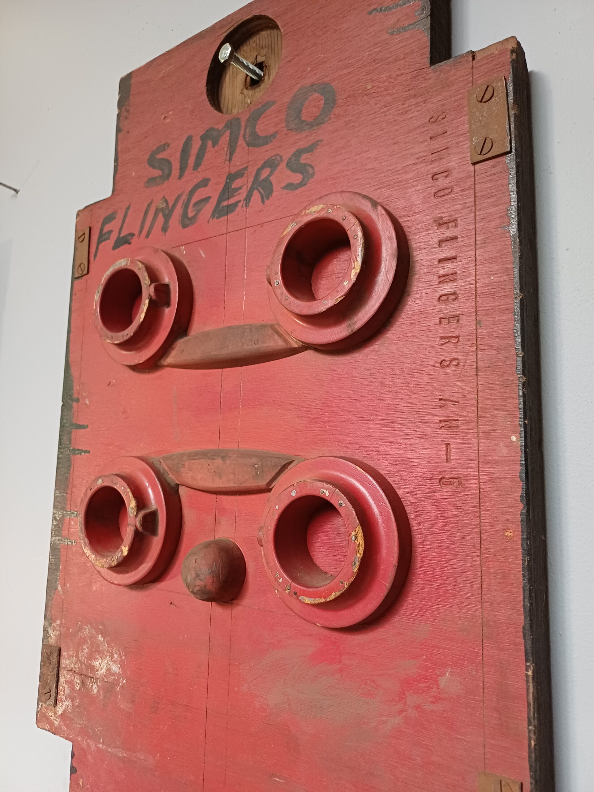Red Industrial Pattern Mould Wall Hanging - Flingers 3A - Image 5