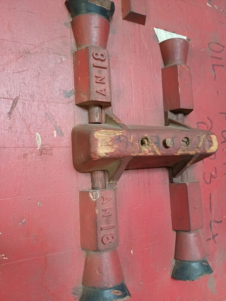 Red Industrial Pattern Mould Wall Hanging - Oil Pump 2-B - Image 7