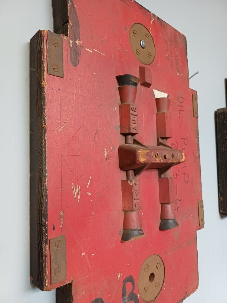 Red Industrial Pattern Mould Wall Hanging - Oil Pump 2-B - Image 4