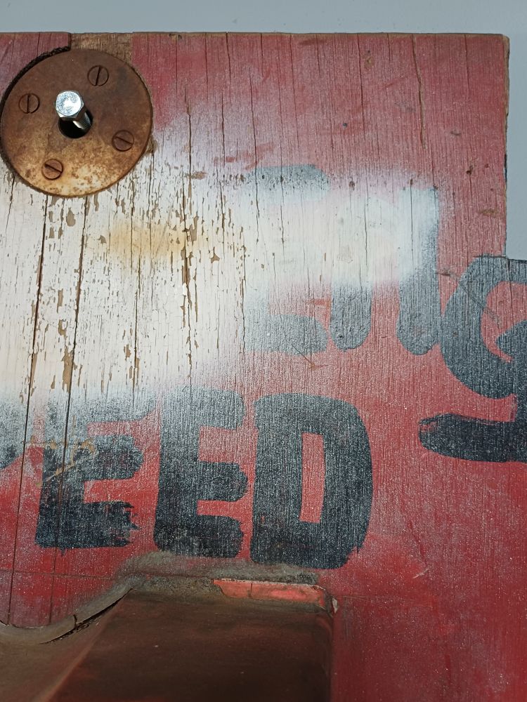 Red Industrial Pattern Mould Wall Hanging - High Speed Weight - Image 6