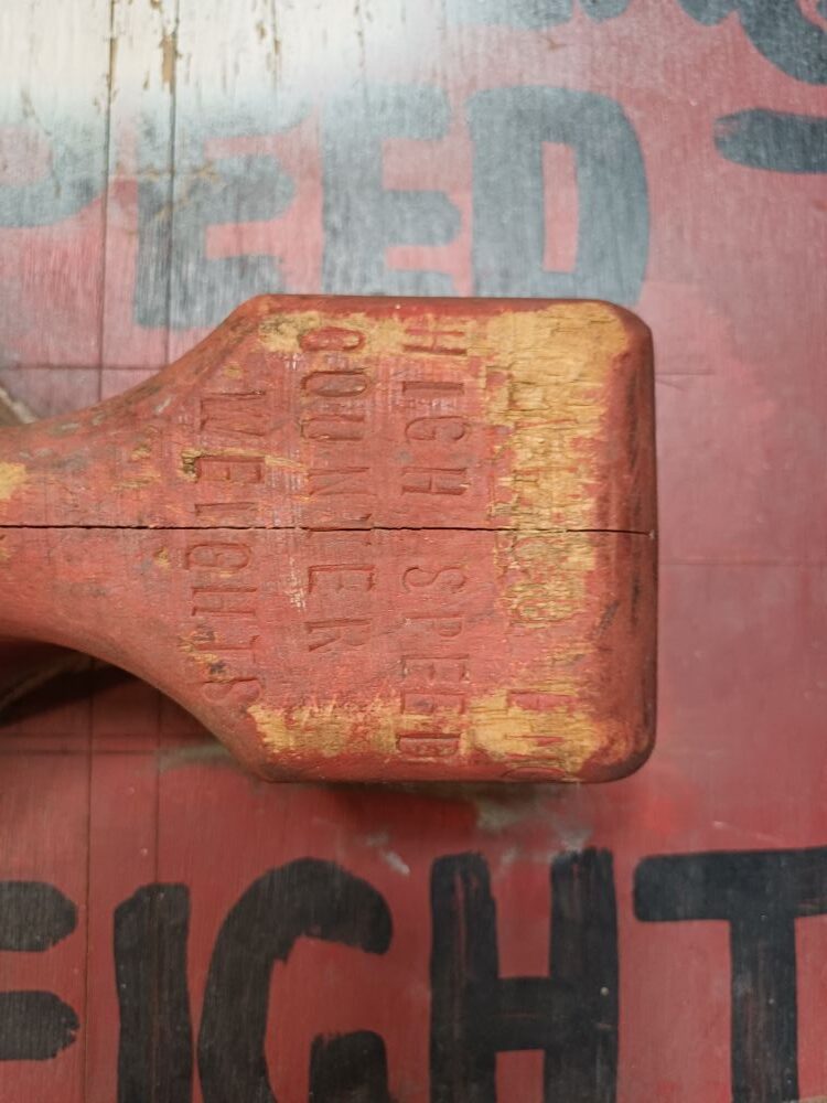 Red Industrial Pattern Mould Wall Hanging - High Speed Weight - Image 3