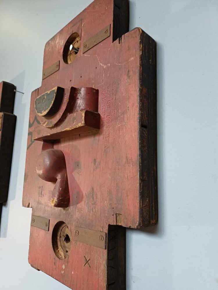 Red Industrial Pattern Mould Wall Hanging - SIMCO Latch Casting WF7 6 7 (3A) - Image 7