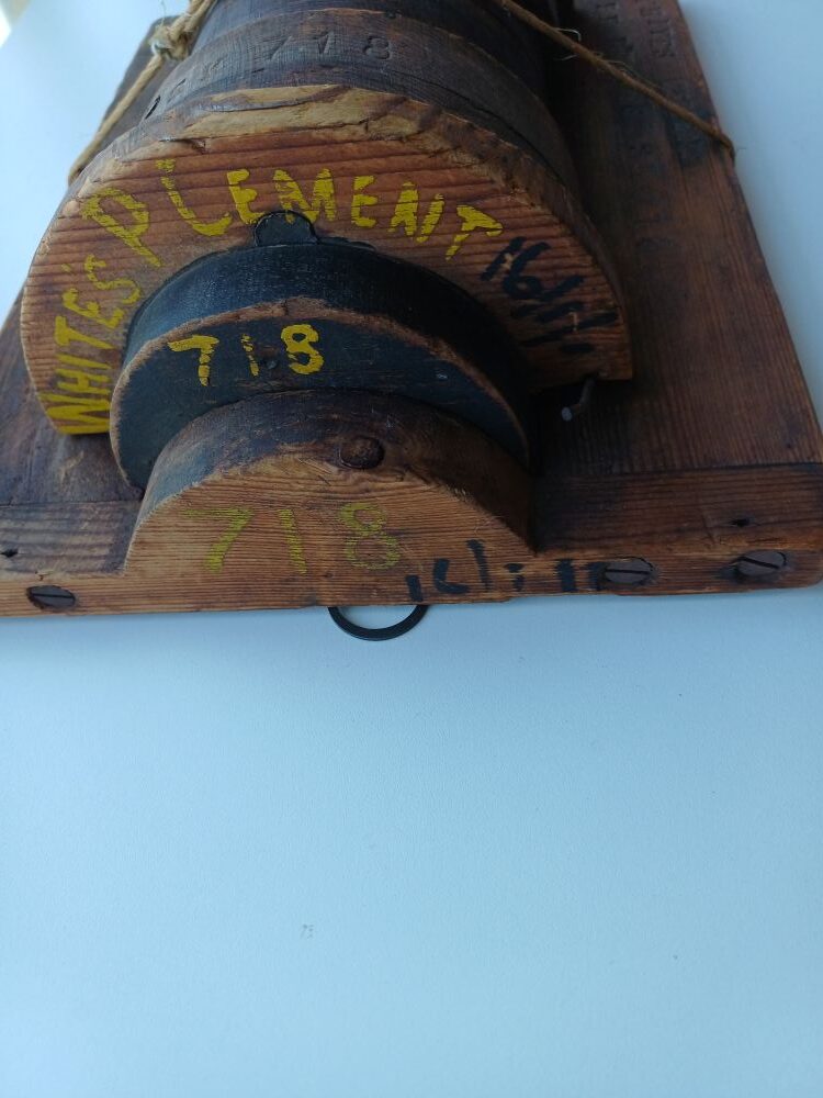 Industrial Barrel Wall Hanging - White’s Cement PB Brasses No. 718 - Image 11